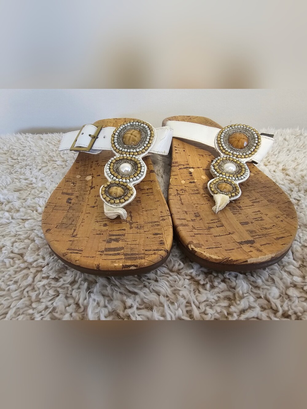 Vionic Embelished Flip Flops Size 8